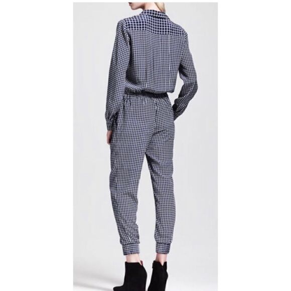 THEORY DARANDA SILK
JUMPSUIT Navy/White size 6 NWOT - Picture 2 of 10